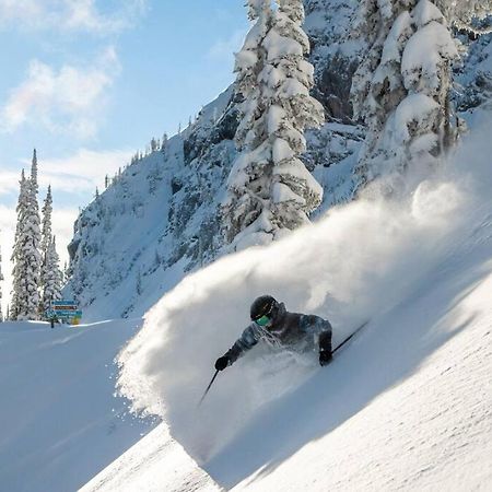 Ski-In Chalet: Private Hot Tub, Bonus Bunk House فيرني المظهر الخارجي الصورة