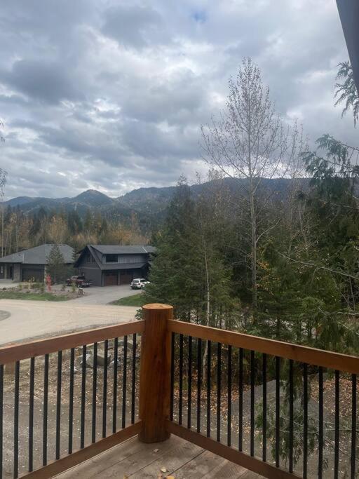 Ski-In Chalet: Private Hot Tub, Bonus Bunk House فيرني المظهر الخارجي الصورة